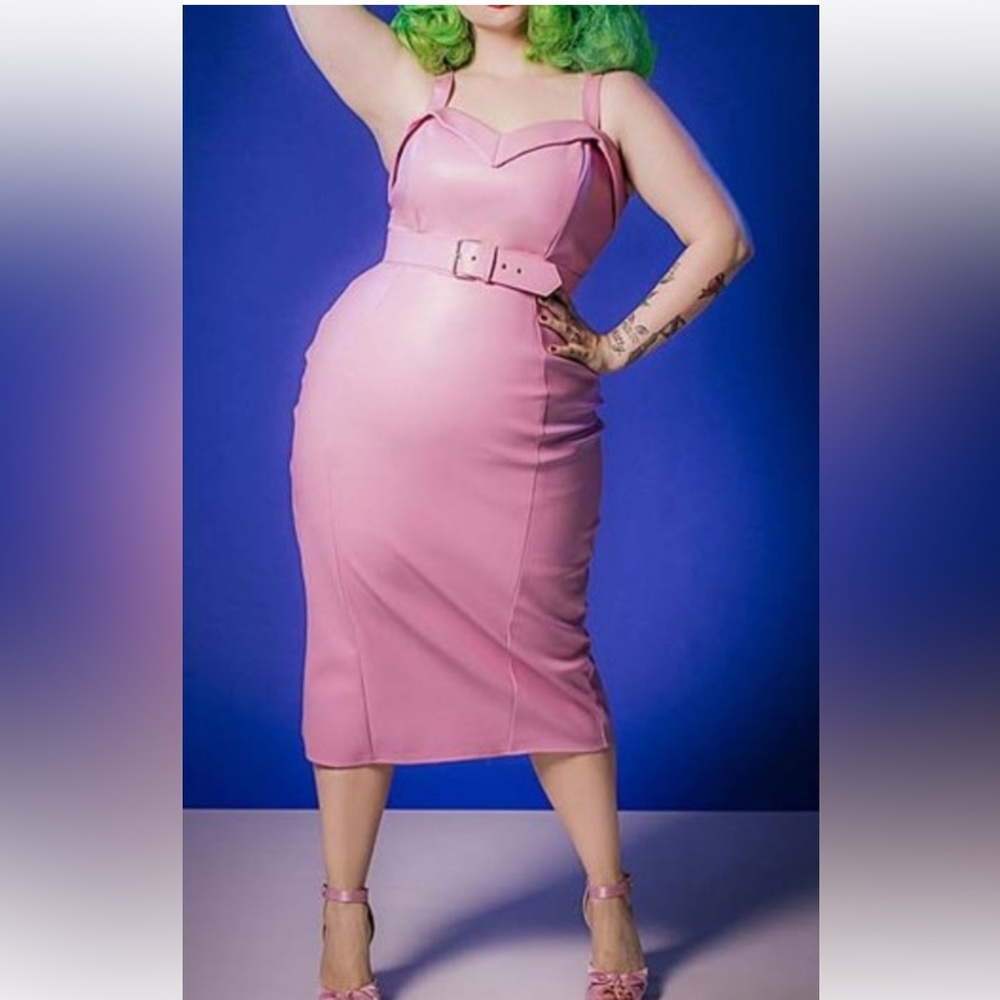 Deadly Dames Micheline Pitt Pink Faux Leather Belt Medium Small